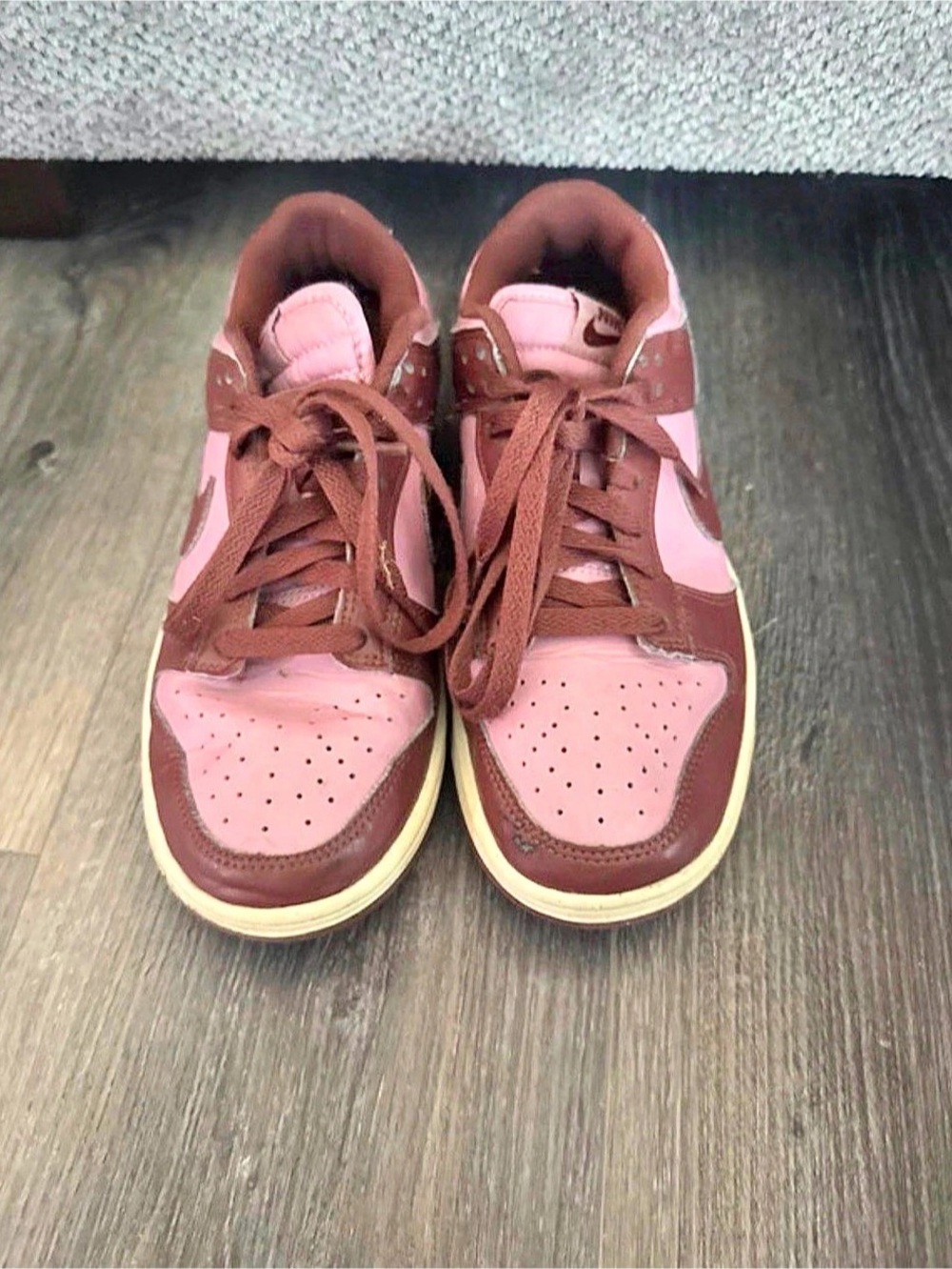 Nike Dunk Low Sneakers in Pink & Brown US 7.5